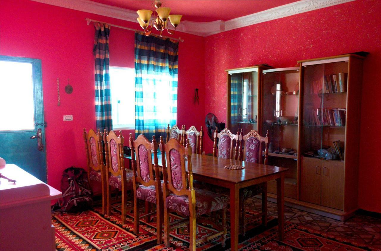 Bedouin Pink Ecohouse Panzió Vádi Músza Kültér fotó
