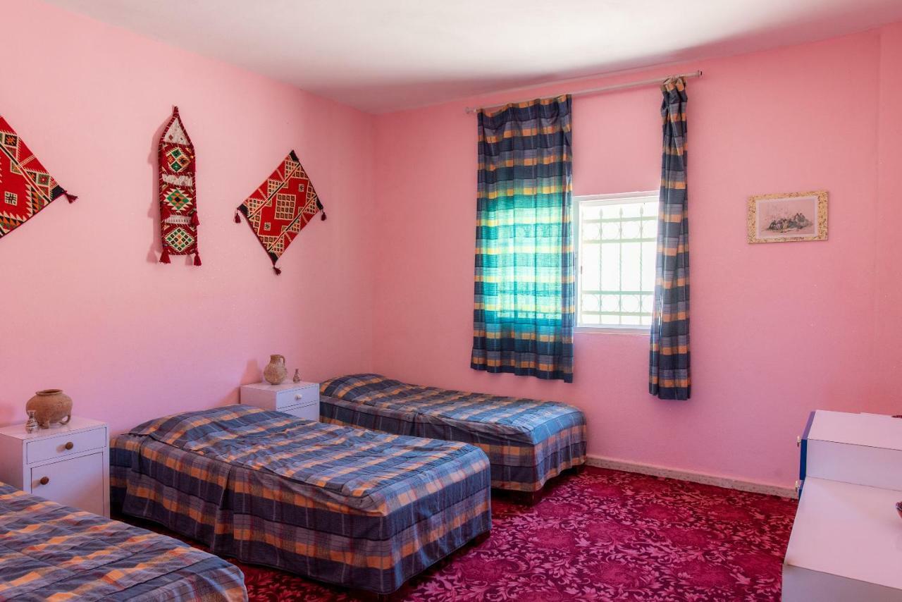 Bedouin Pink Ecohouse Panzió Vádi Músza Kültér fotó